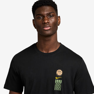 NIKE T-SHIRT CON GRAFICA BASKET UOMO HV1701 010