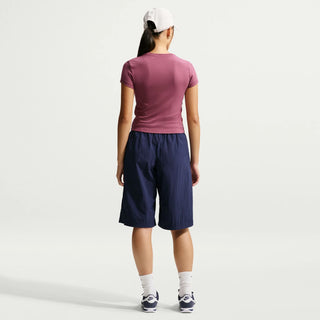 NIKE T-SHIRT SPORTSWEAR MODELLO CROP CON LOGO PICCOLO FV5508 654