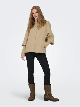 JACQUELINE DE YONG CAPPOTTO IN PANNO CORTO MEMORY CON MANICHE A 3/4 15353907 CML