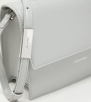 CALVIN KLEIN BORSA A TRACOLLA CON MANICO LINN K613162 PDE