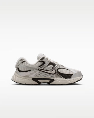 NIKE NIKE V5 RNR HQ6411 005