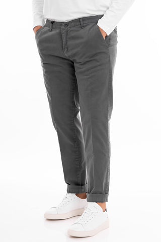 MORO PANTALONE TASCA AMERICA GAMBARDINA VESTIBILITA'
REGULAR MI2401R COVI SRL 