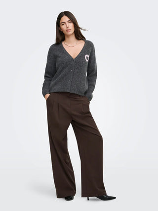 ONLY CARDIGAN LOVIE SCOLLO A V, CON CUORE E SCRITTA DIETRO 15378335 DGR