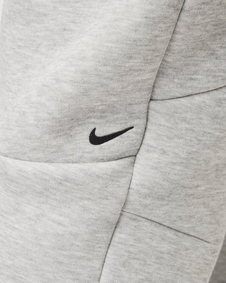 NIKE PANTALONE TECH UNISEX ADULTO HV0959 063