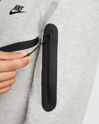 NIKE FELPA TECH CON CAPPUCCIO E ZIP UNISEX ADULTO HV0949 063