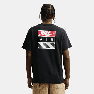 NIKE T-SHIRT GIROCOLLO CON STAMPA RETRO AIR IR8021 010