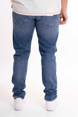CALVIN KLEIN JEANS M JEANS SLIM TAPER J324193 1A4