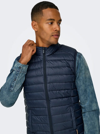 ONLY&amp;SONS GAVIN ZIP-UP SLEEVELESS MEN (col:parisian night) 22030621 PNN