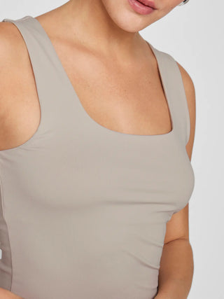 VILA T-SHIRT KENZA SMANICATA CON SCOLLO A U 14089092 SVG