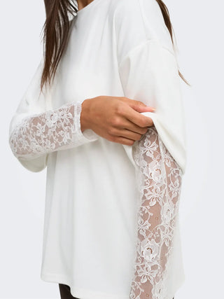 ONLY T-SHIRT TAHLIA CON MANICA IN PIZZO 15381333 CLD
