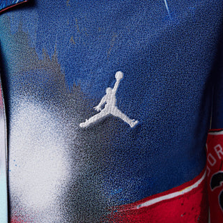 NIKE JORDAN ABITO BROOKLYN POOLSIDE CON GRAFICHE E CHIUSURA CON BOTTONI JR 45D811 572