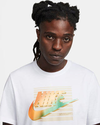 NIKE T-SHIRT SPORTWEAR
UOMO FQ7995 100