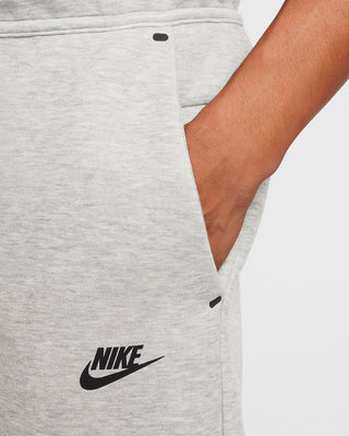 NIKE PANTALONE TECH UNISEX ADULTO HV0959 063