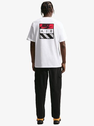 NIKE T-SHIRT GIROCOLLO CON STAMPA RETRO AIR IR8021 100