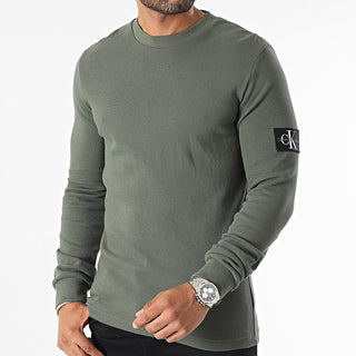 CALVIN KLEIN JEANS MAGLIONE  GIROCOLLO CON LOGO SU MANICA UOMO J323989 CH2