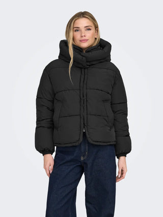 ONLY PIUMINO CORNELIA  CON CAPPUCCIO 15366705 BLK