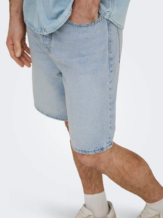 ONLY&SONS FIVE BERMUDA BAGGY IN DENIM 22029893 LBD