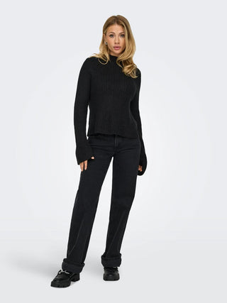 JACQUELINE DE YONG JUSTY HIGH NECK SWEATER WITH SLIT ON THE SLEEVE 15319000 BLK