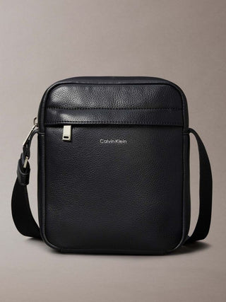 CALVIN KLEIN TRACOLLA RAISED UOMO LV04D3160G UB1