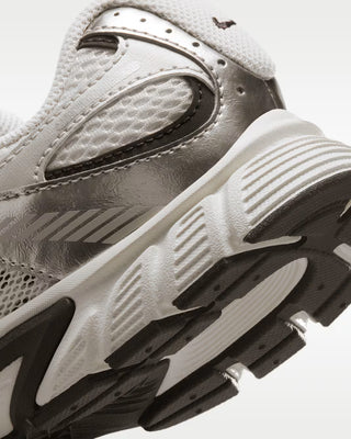 NIKE NIKE V5 RNR HQ6411 005