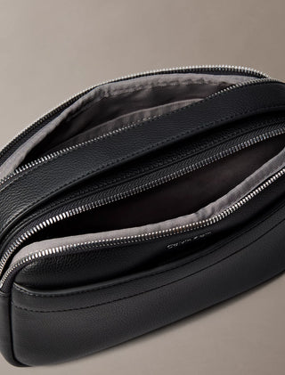 CALVIN KLEIN BORSA PER FOTOCAMERA CON MANICO SUPERIORE UOMO LV04D3559G UB1