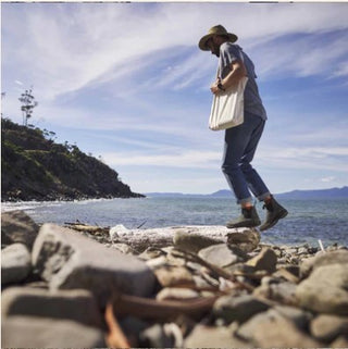 BLUNDSTONE 587 RUSTIC BLACK LEATHER 587