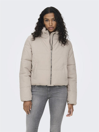 ONLY W DOLLY SHORT PUFFER JACKET 15205371